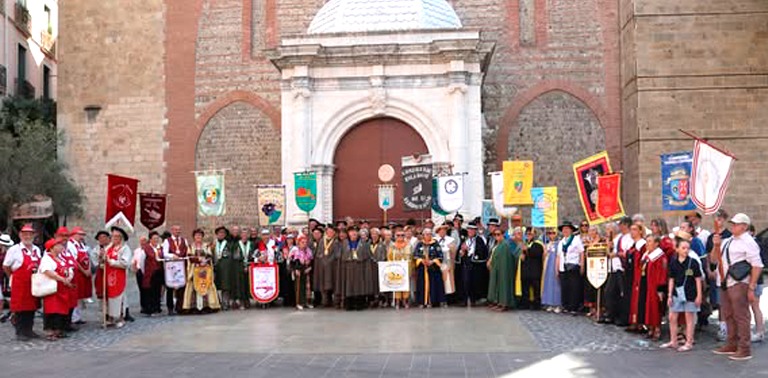 Comida de Hermandad con el Presidente del Gobierno de Aragón, Jorge Azcón