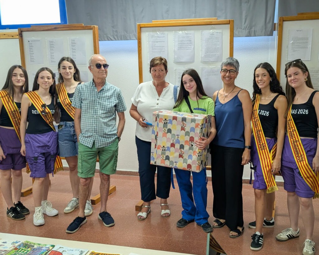 Cristina Mallor, ganadora del Concurso de Microrrelatos de Montañana con un relato dedicado a la borraja